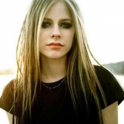 Avril Lavigne sex tape